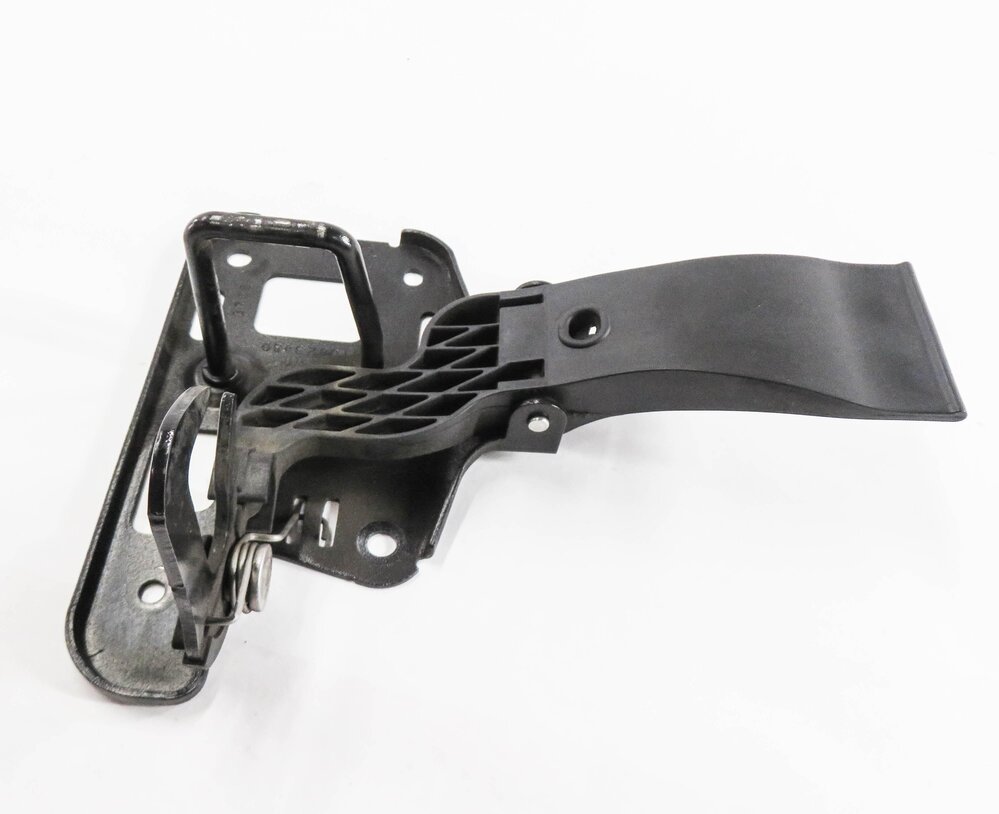 Thumbnail 5: 2009 AUDI A4 (B8 8K) FRONT HOOD SAFETY LATCH CATCH HOOK RELEASE LEVER