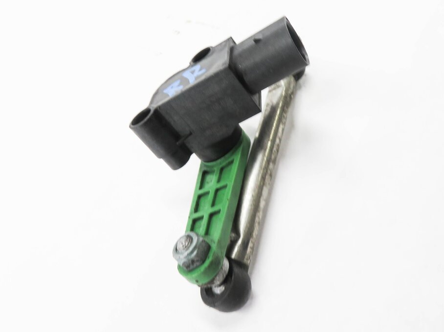 Thumbnail 3: 2009 AUDI A4 (B8 8K) RIGHT PASSENGER REAR SUSPENSION HEIGHT LEVEL SENSOR