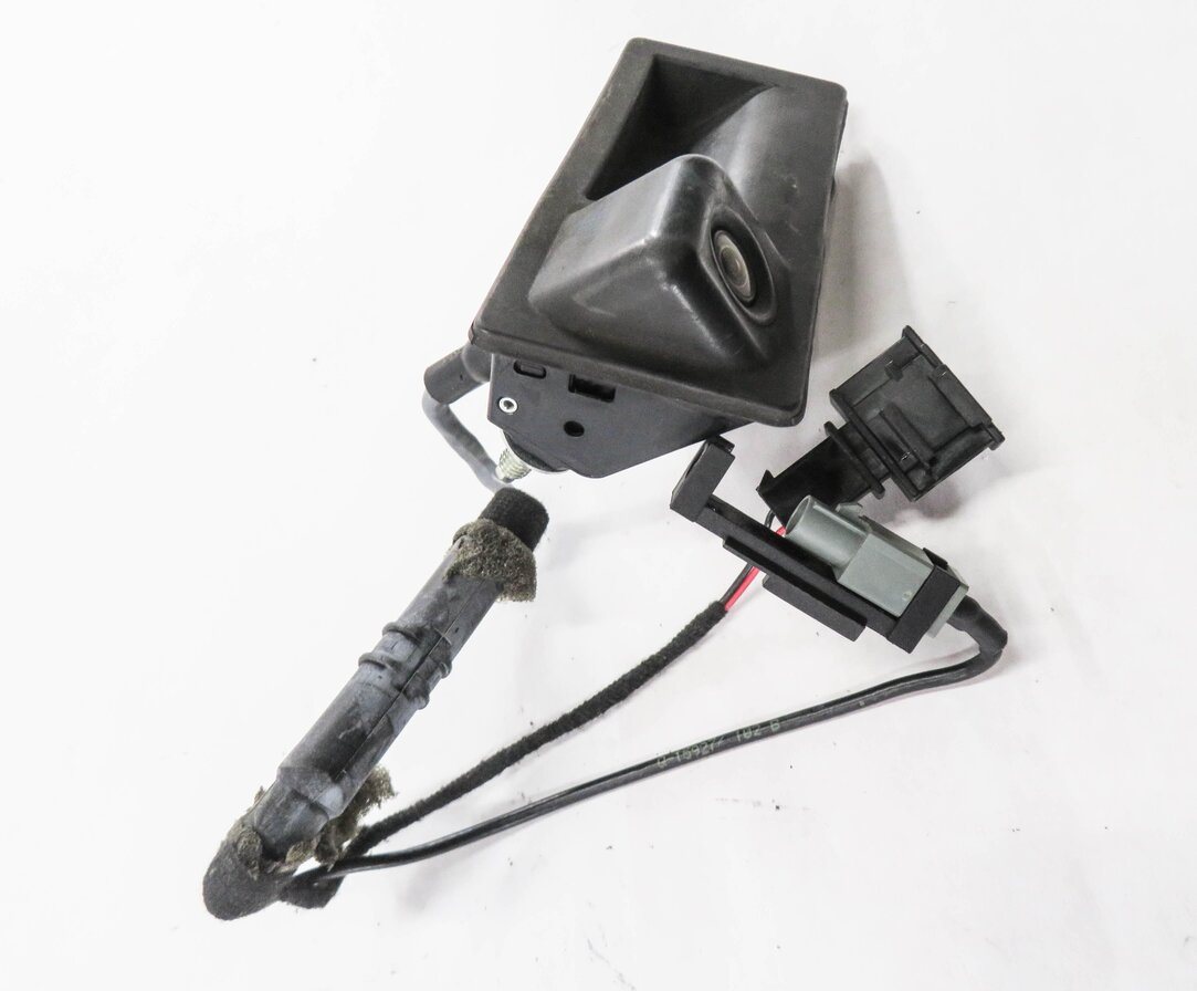 Thumbnail 5: 2009 AUDI A4 (B8 8K) REAR TRUNK HANDLE w/ BACKUP CAMERA