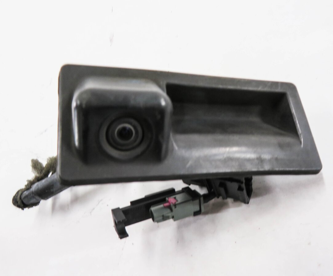 Thumbnail 8: 2009 AUDI A4 (B8 8K) REAR TRUNK HANDLE w/ BACKUP CAMERA