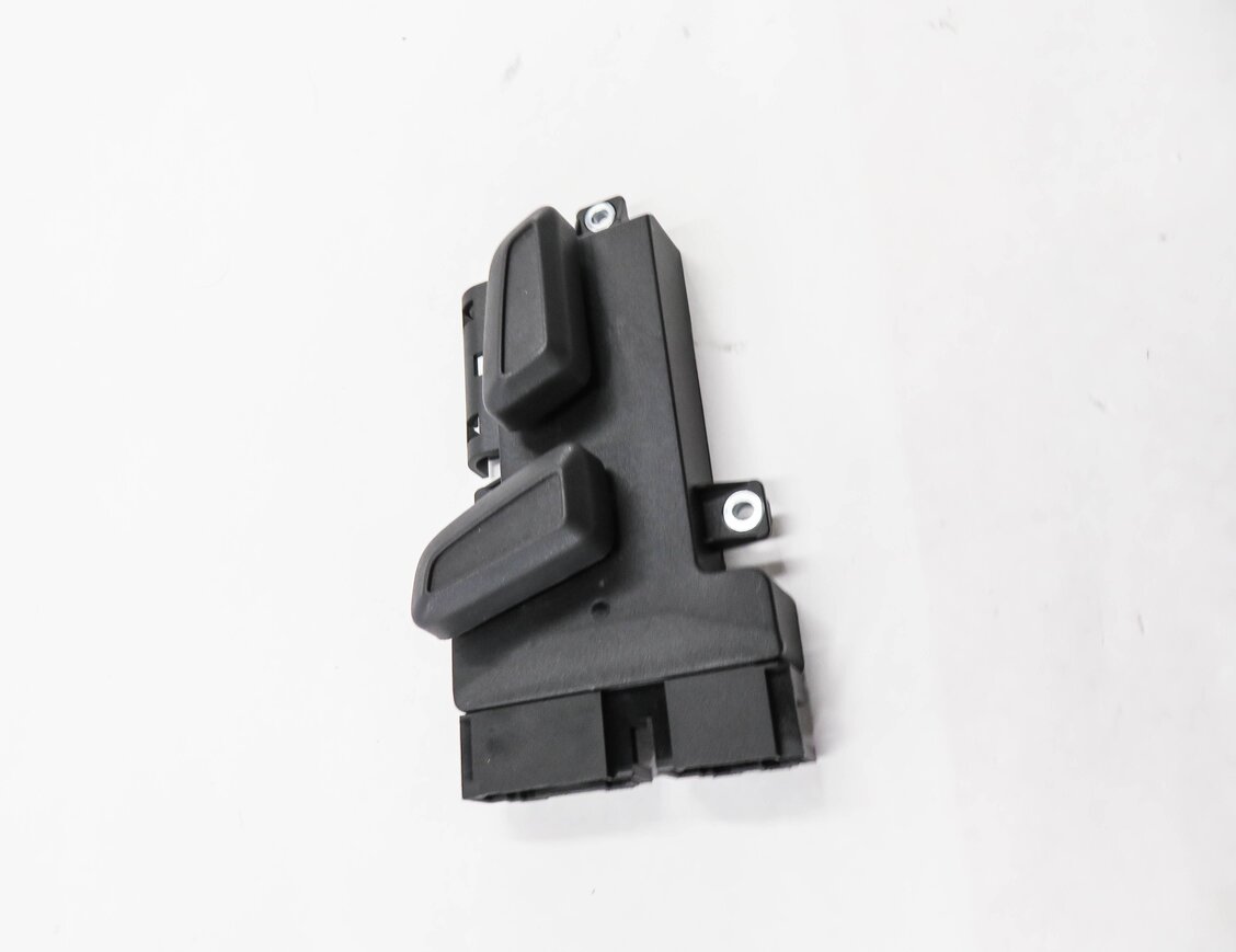 Thumbnail 3: 2009 AUDI A4 (B8 8K) RIGHT FRONT PASSENGER SEAT ADJUSTMENT SWITCH BUTTON