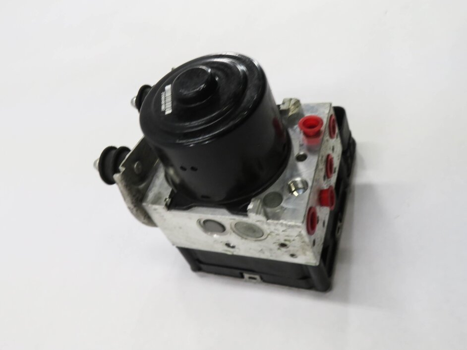 Thumbnail 4: 2011-2012 PORSCHE CAYENNE (958) ABS ANTI LOCK BRAKE PUMP w/ MODULE