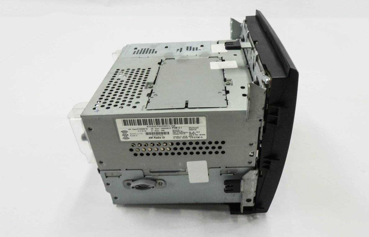Thumbnail 4: 11-16 PORSCHE CAYENNE (958) GPS NAVIGATION DISPLAY SCREEN RADIO STEREO RECEIVER