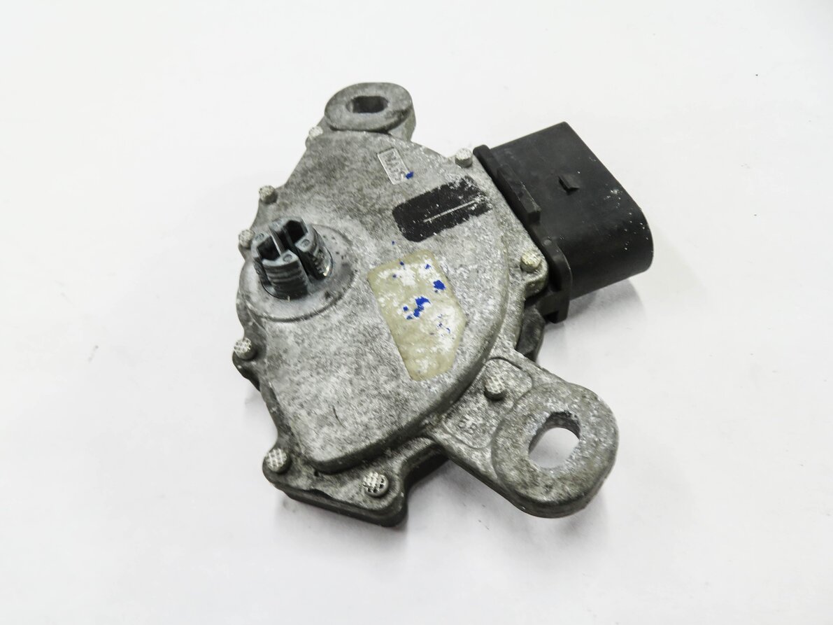 Thumbnail 2: 2011 PORSCHE CAYENNE (958) TRANSMISSION NEUTRAL SAFETY RANGE SWITCH