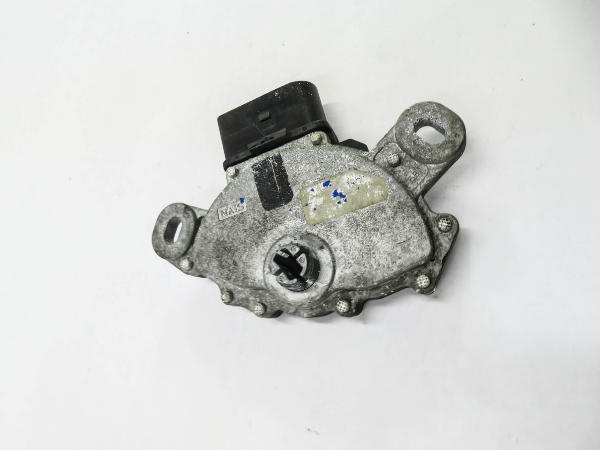 Thumbnail 3: 2011 PORSCHE CAYENNE (958) TRANSMISSION NEUTRAL SAFETY RANGE SWITCH
