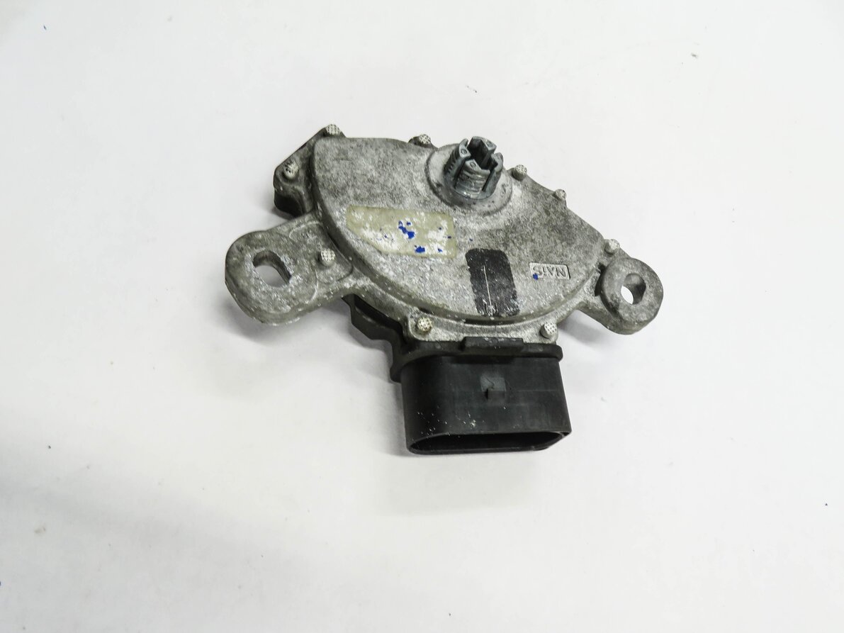 Thumbnail 4: 2011 PORSCHE CAYENNE (958) TRANSMISSION NEUTRAL SAFETY RANGE SWITCH