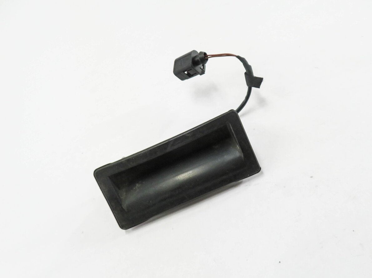 2011 PORSCHE CAYENNE (958) REAR TRUNK HANDLE