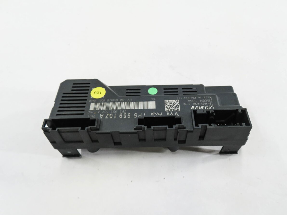 Thumbnail 5: 2011 PORSCHE CAYENNE (958) REAR TRUNK LIFT LIFTGATE CONTROL MODULE