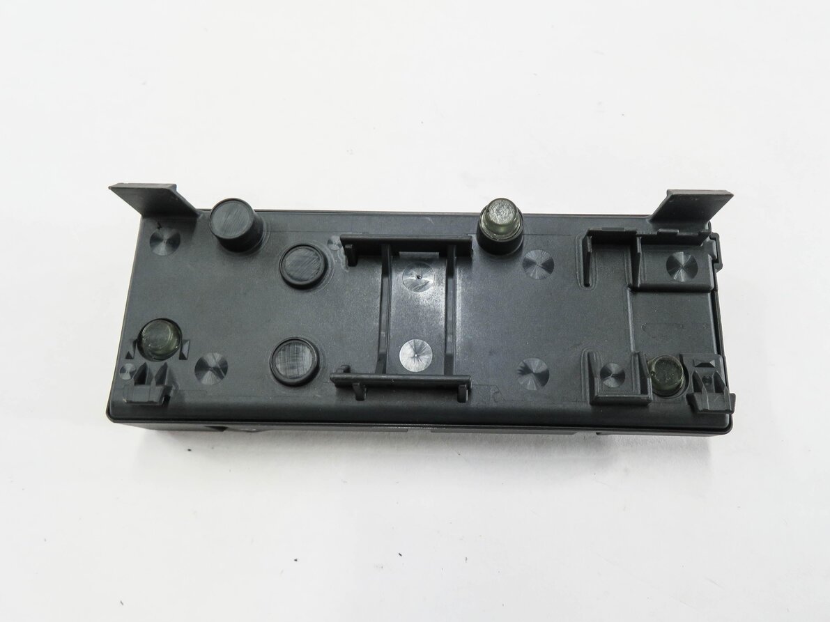 Thumbnail 6: 2011 PORSCHE CAYENNE (958) REAR TRUNK LIFT LIFTGATE CONTROL MODULE