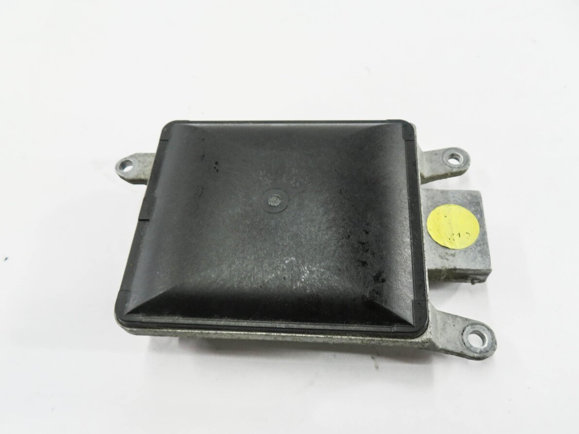 Thumbnail 2: 2011-2016 PORSCHE CAYENNE (958) LEFT DRIVER REAR BLIND SPOT RADAR MODULE