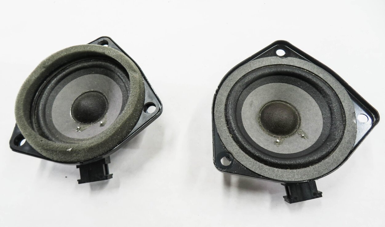 Thumbnail 5: 2011 PORSCHE CAYENNE (958) BOSE AUDIO SUB SUBWOOFER TWEETER SPEAKER SET w/ AMP