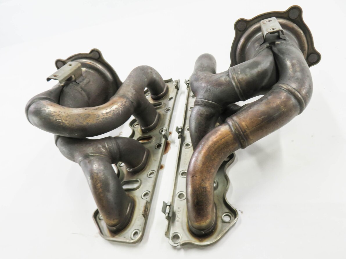 Thumbnail 2: 2008-2014 PORSCHE CAYENNE (958) 4.8L V8 *NON TURBO* ENGINE EXHAUST MANIFOLD SET