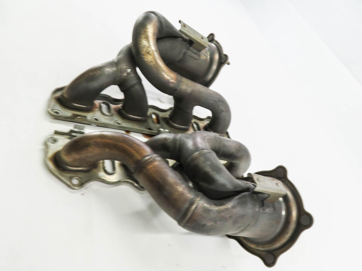 Thumbnail 3: 2008-2014 PORSCHE CAYENNE (958) 4.8L V8 *NON TURBO* ENGINE EXHAUST MANIFOLD SET