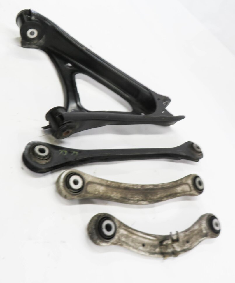 Thumbnail 2: 2011-2015 PORSCHE CAYENNE (958) RIGHT PASSENGER REAR CONTROL ARM SET