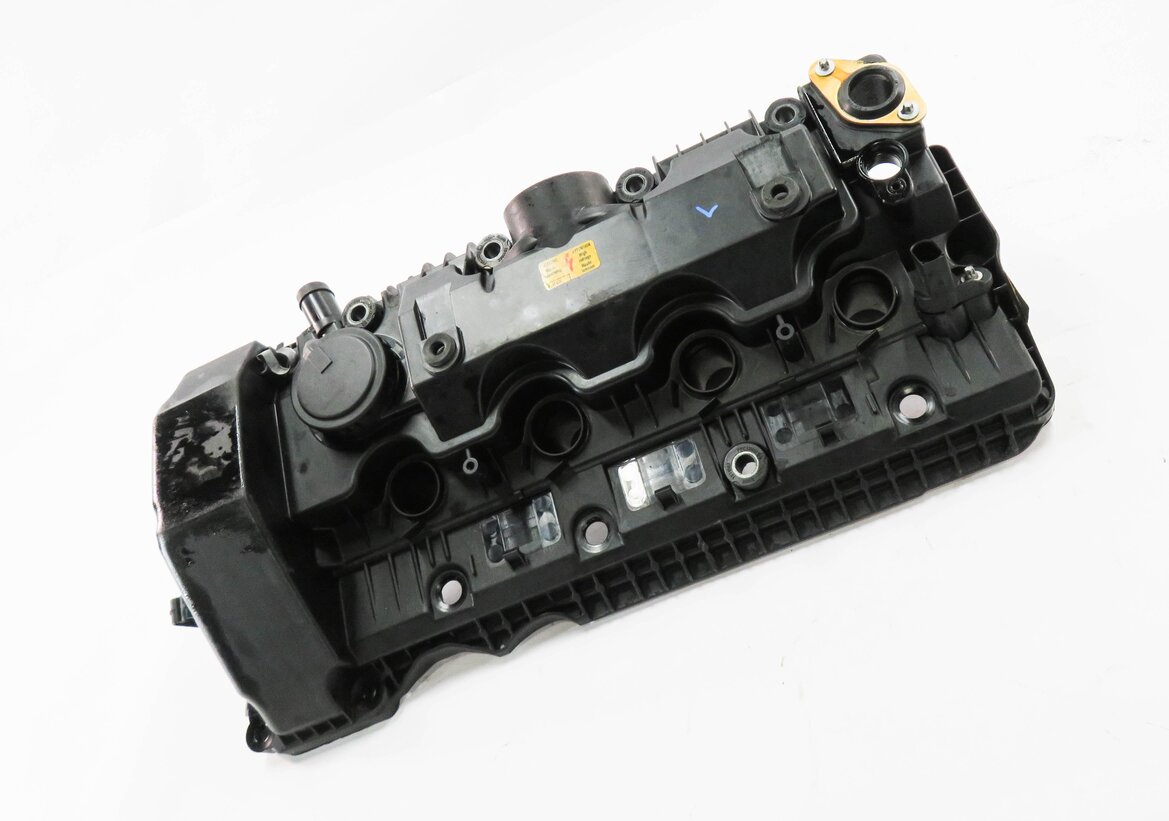 2002-2010 BMW 545i 550i 745i 750i X5 (E53 E63 E60 E65 E66) V8 LEFT VALVE COVER