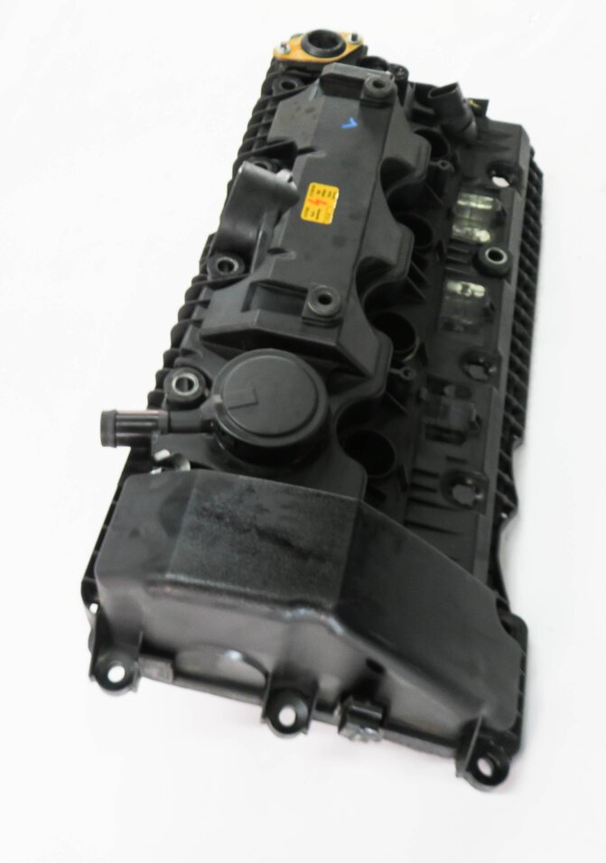 Thumbnail 4: 2002-2010 BMW 545i 550i 745i 750i X5 (E53 E63 E60 E65 E66) V8 LEFT VALVE COVER