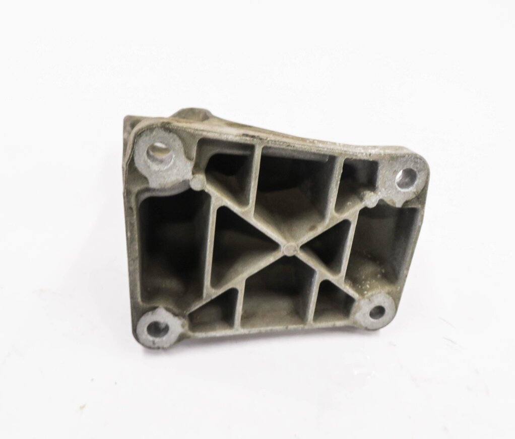 Thumbnail 5: 2013 RANGE ROVER (L405) 5.0L AJ133 V8 ENGINE - LEFT MOTOR MOUNT BRACKET