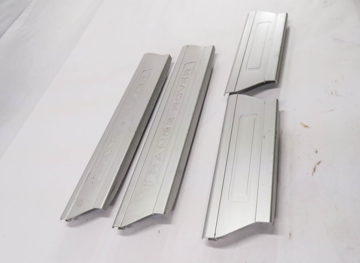 Thumbnail 2: 2013 RANGE ROVER (L405) FRONT & REAR DOOR SILL SCUFF PANEL TRIM SET-4