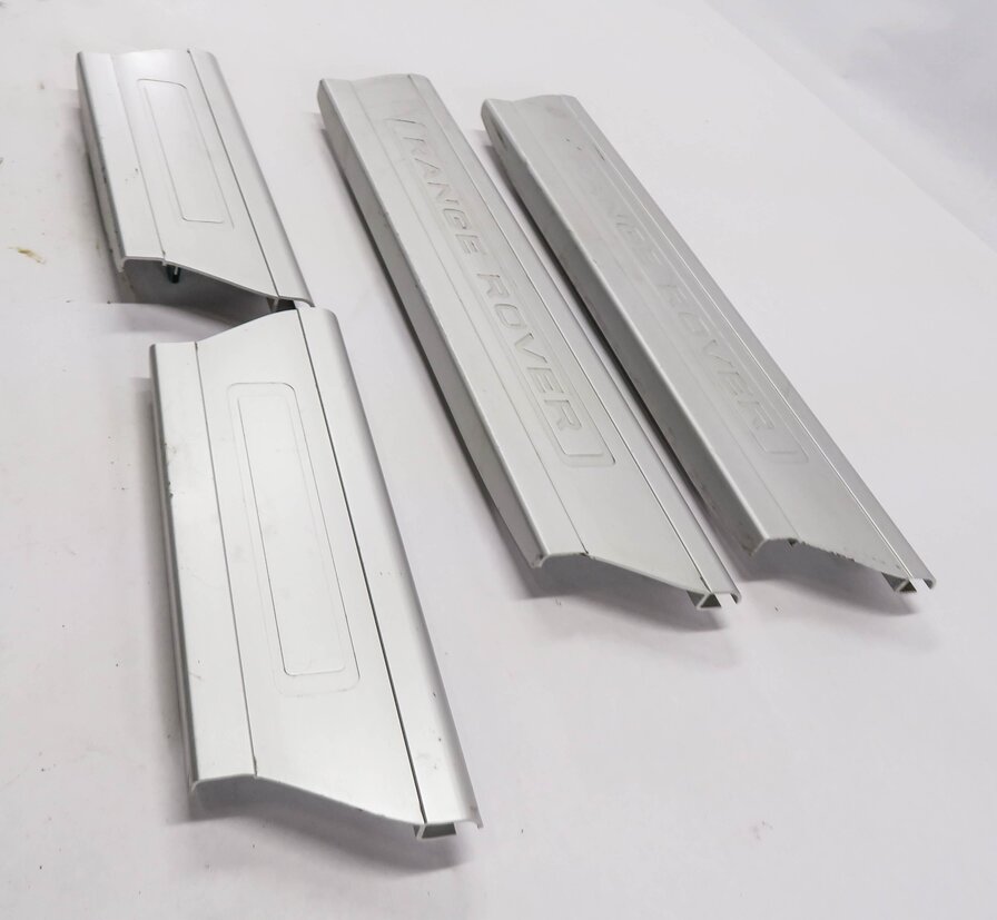 Thumbnail 3: 2013 RANGE ROVER (L405) FRONT & REAR DOOR SILL SCUFF PANEL TRIM SET-4