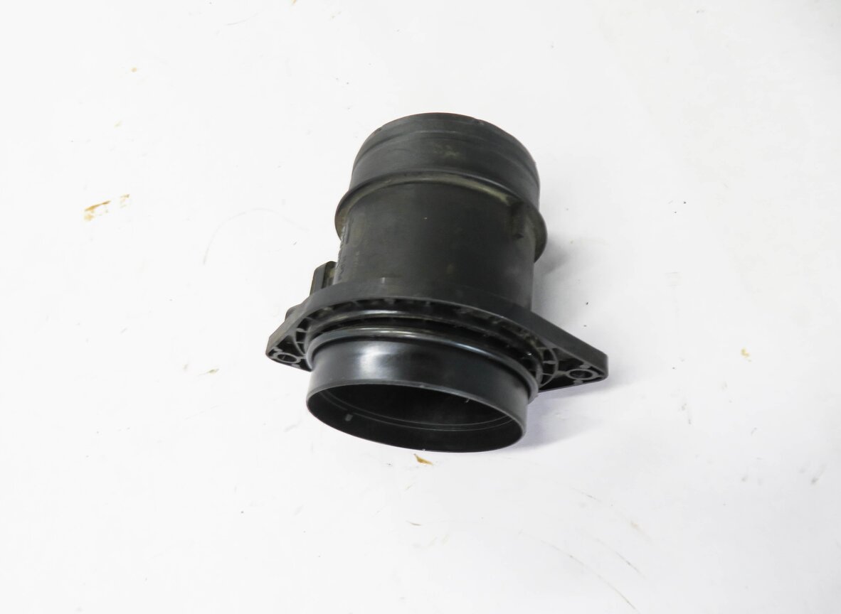 Thumbnail 3: 2013-2019 JAGUAR LAND ROVER F-TYPE XF LR4 ROVER SPORT - MASS AIR FLOW SENSOR