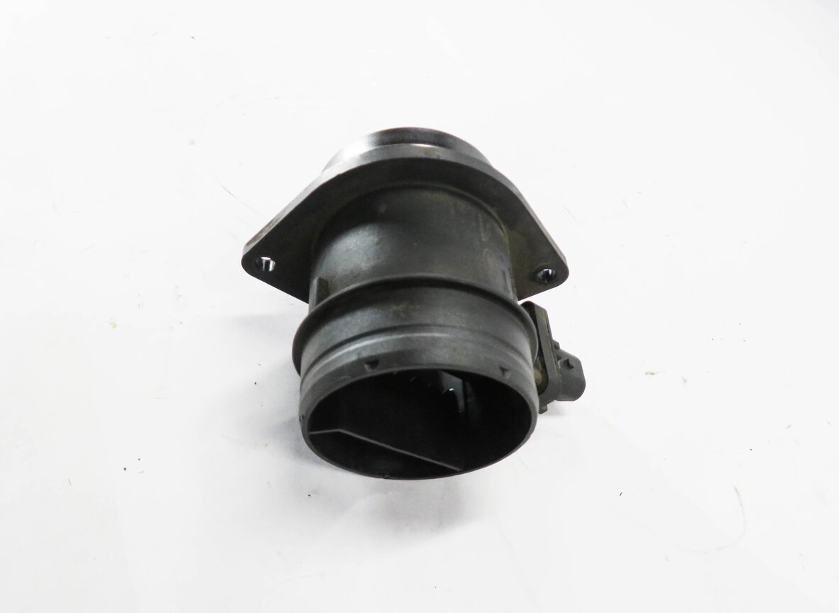 Thumbnail 4: 2013-2019 JAGUAR LAND ROVER F-TYPE XF LR4 ROVER SPORT - MASS AIR FLOW SENSOR