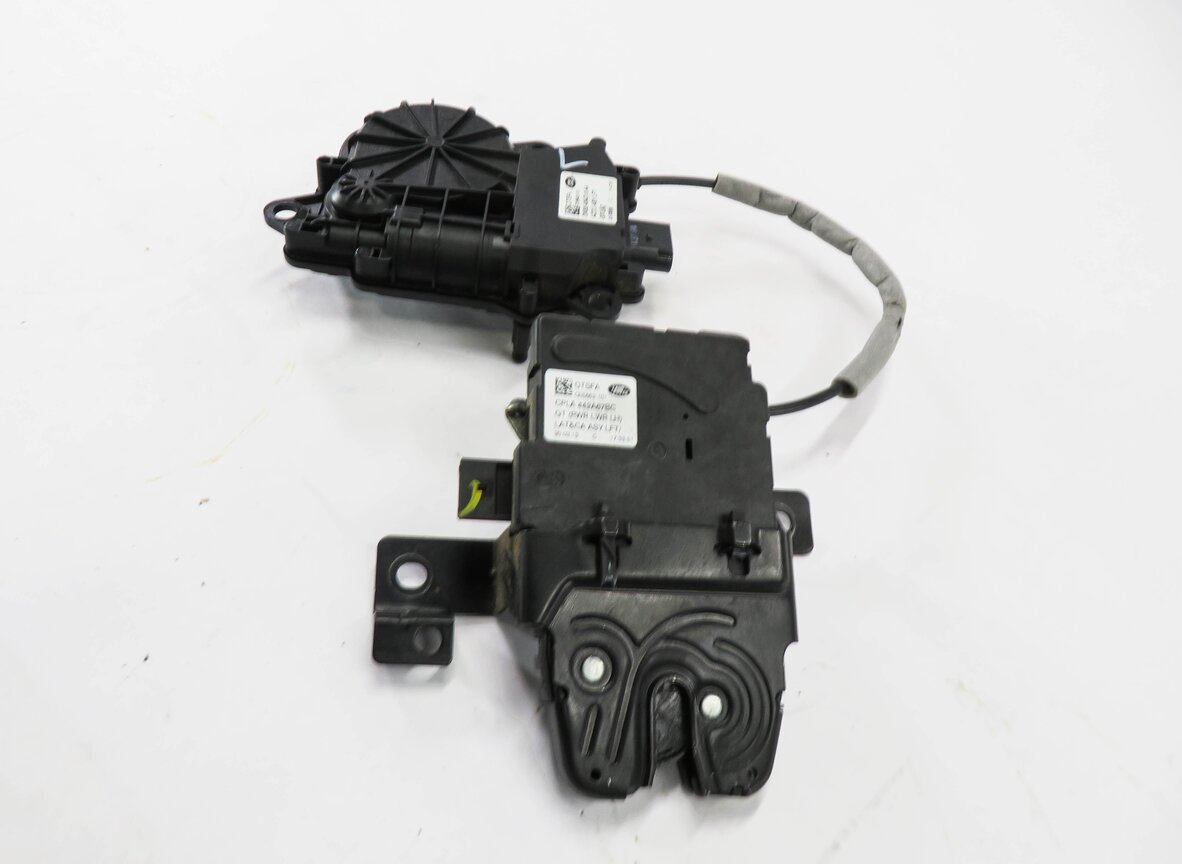 Thumbnail 2: 2013 RANGE ROVER (L405) LEFT DRIVER REAR TRUNK LOCK LATCH ACTUATOR w/ MOTOR