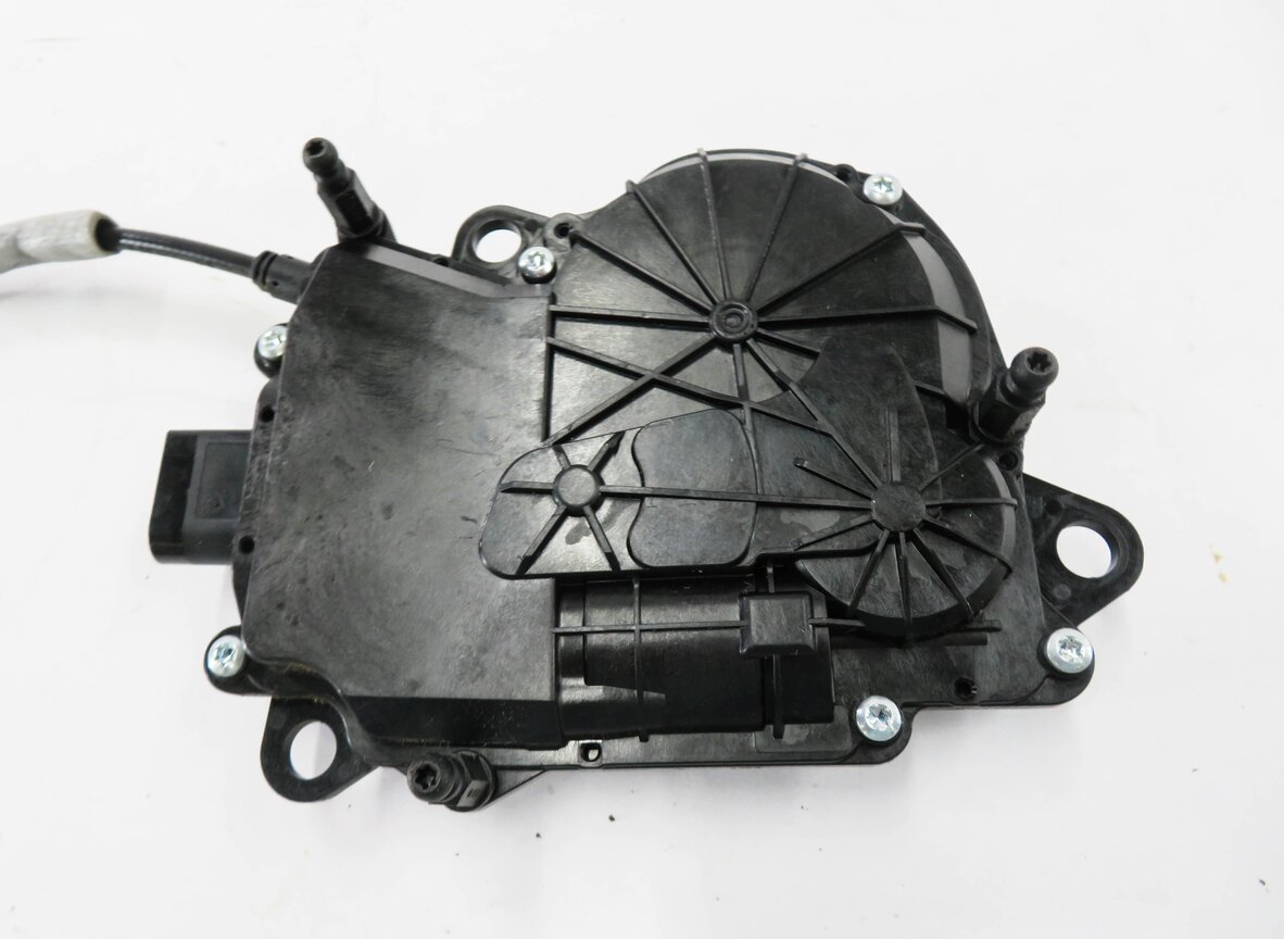 Thumbnail 7: 2013 RANGE ROVER (L405) LEFT DRIVER REAR TRUNK LOCK LATCH ACTUATOR w/ MOTOR