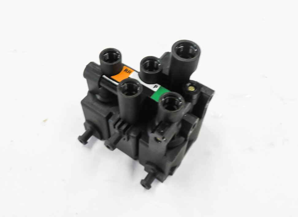 2013 RANGE ROVER (L405) REAR AIR SUSPENSION VALVE BLOCK