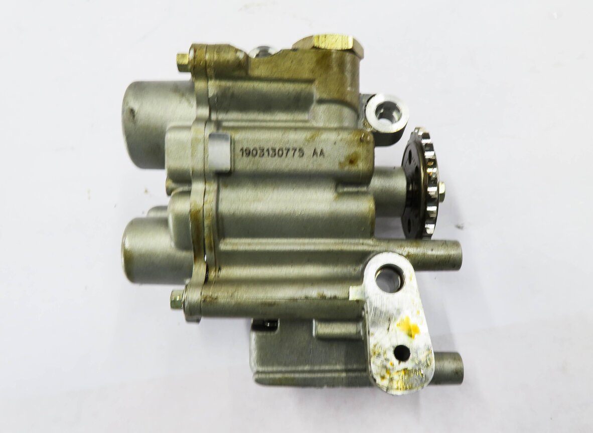 Thumbnail 6: 2013 RANGE ROVER (L405) 5.0L AJ133 V8 ENGINE - OIL PUMP