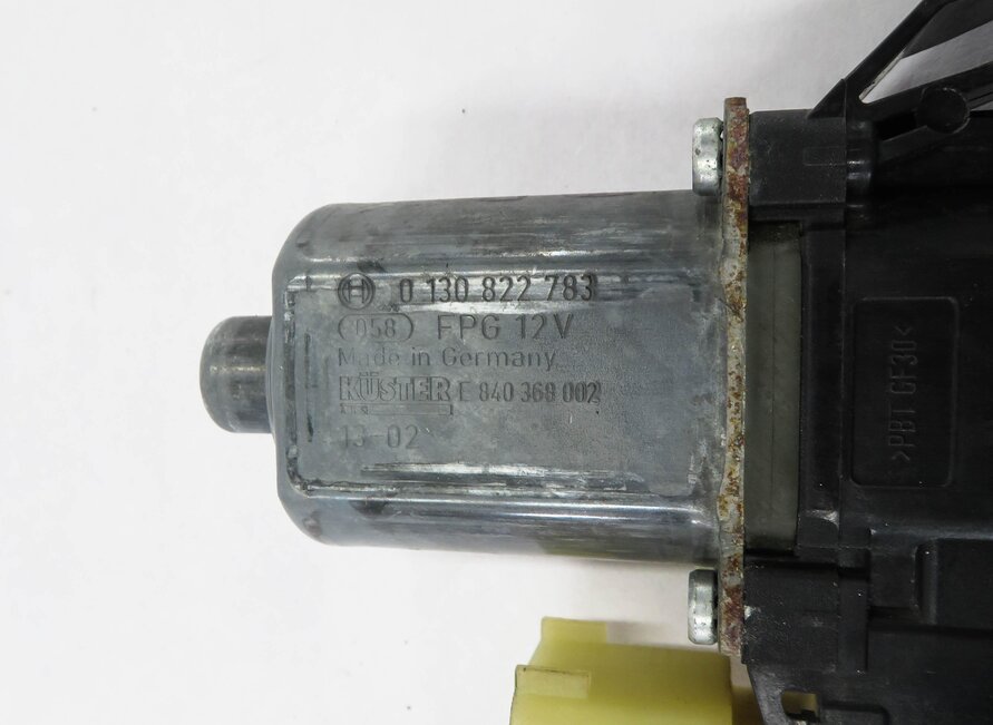 Thumbnail 6: 2013-2017 RANGE ROVER (L405) RIGHT REAR WINDOW MOTOR