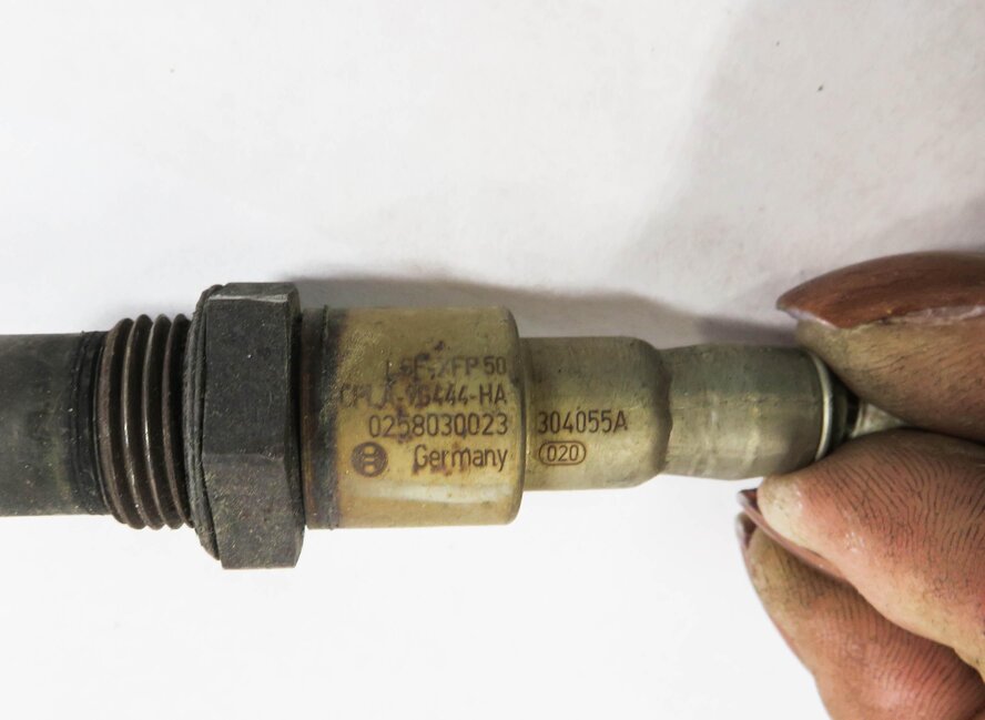 Thumbnail 6: 2013 RANGE ROVER (L405) 5.0L - PRE / POST CAT O2 OXYGEN LAMBDA PROBE SENSOR SET