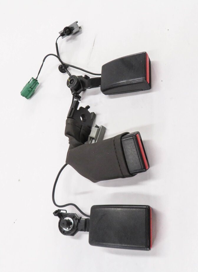 Thumbnail 3: 2013 RANGE ROVER (L405) REAR SEAT - SEATBELT BUCKLE RECEIVER SET-3 (BLACK)