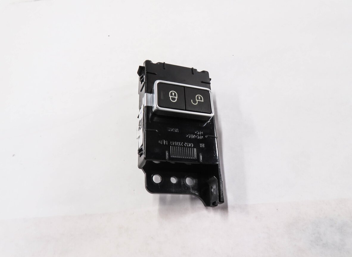 Thumbnail 5: 2013 RANGE ROVER (L405) LEFT REAR DOOR LOCK / UNLOCK SWITCH BUTTON