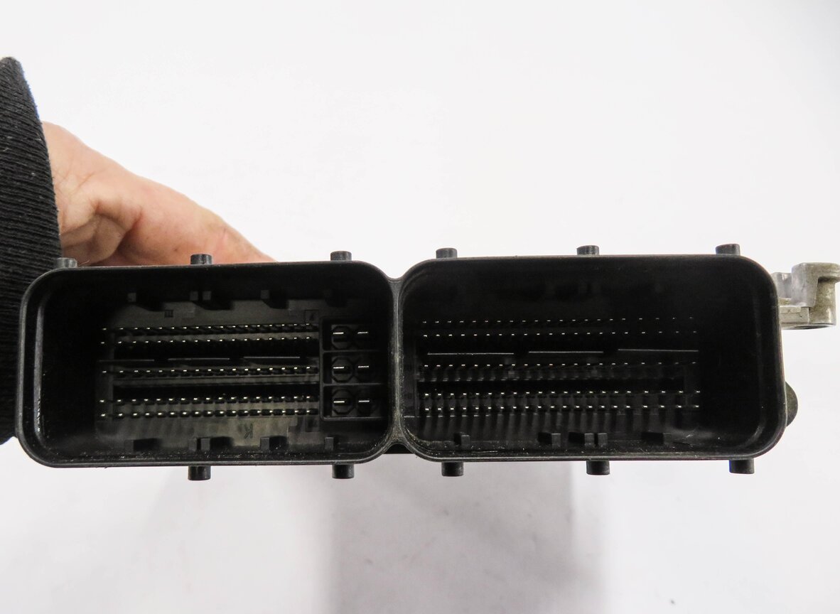 Thumbnail 7: 2013-2016 LR4 - RANGE ROVER SPORT (L405 L494) ENGINE CONTROL MODULE COMPUTER
