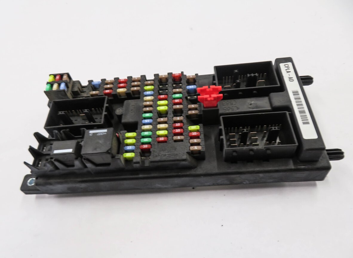 Thumbnail 2: 2013 RANGE ROVER (L405) RIGHT PASSENGER DASH CABIN FUSE BOX