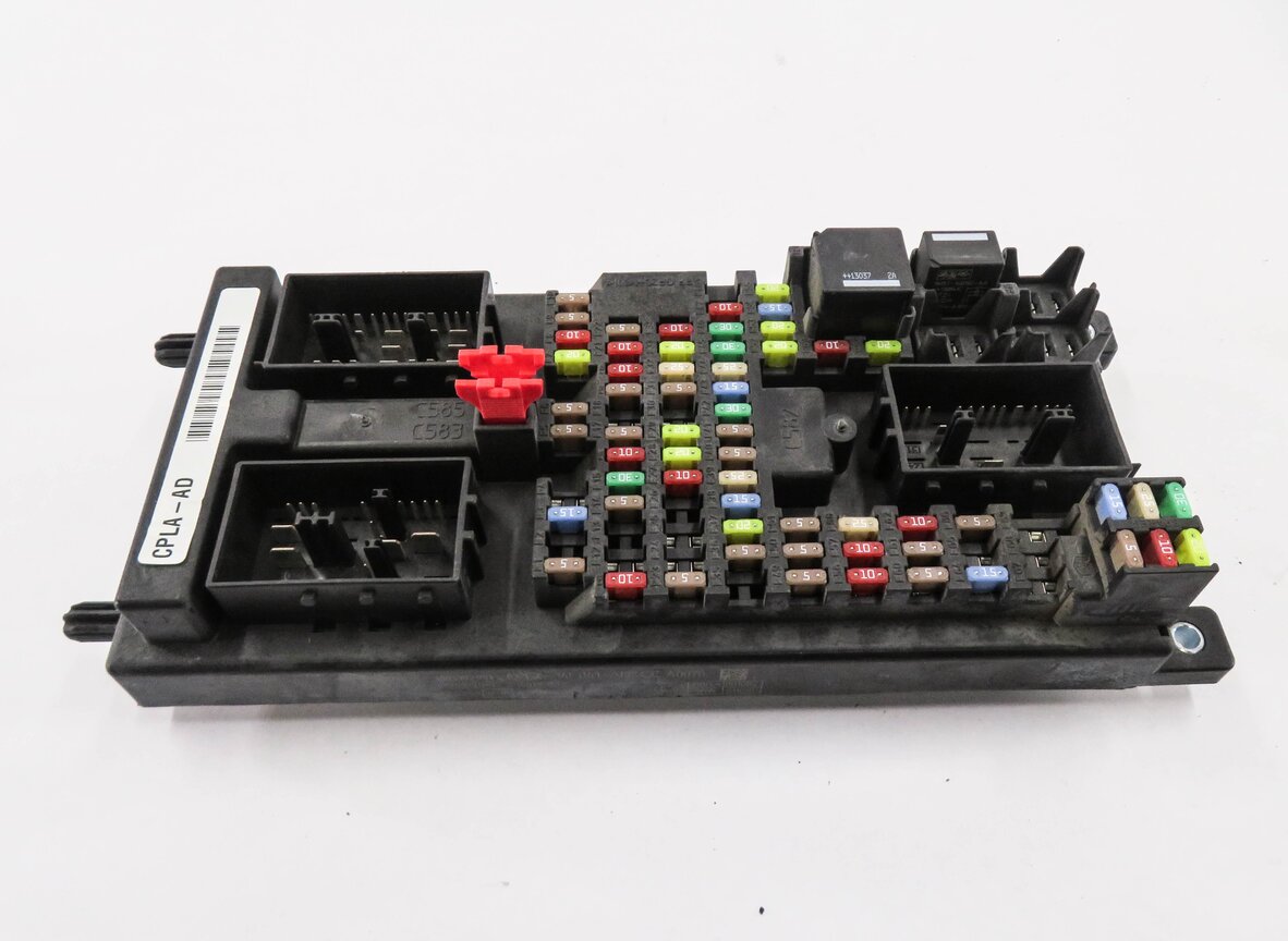 Thumbnail 5: 2013 RANGE ROVER (L405) RIGHT PASSENGER DASH CABIN FUSE BOX