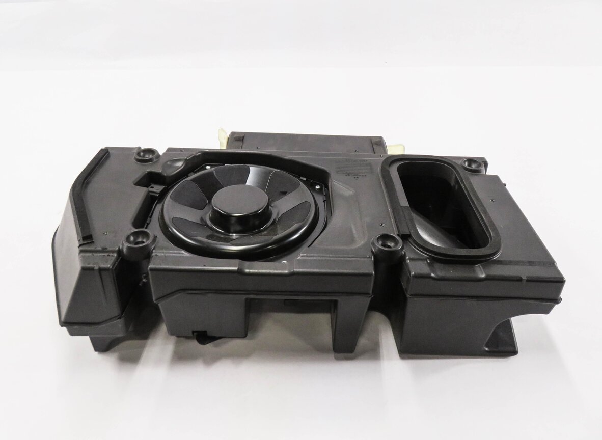 Thumbnail 5: 2013 RANGE ROVER (L405) RADIO STEREO SUB SUBWOOFER SPEAKER
