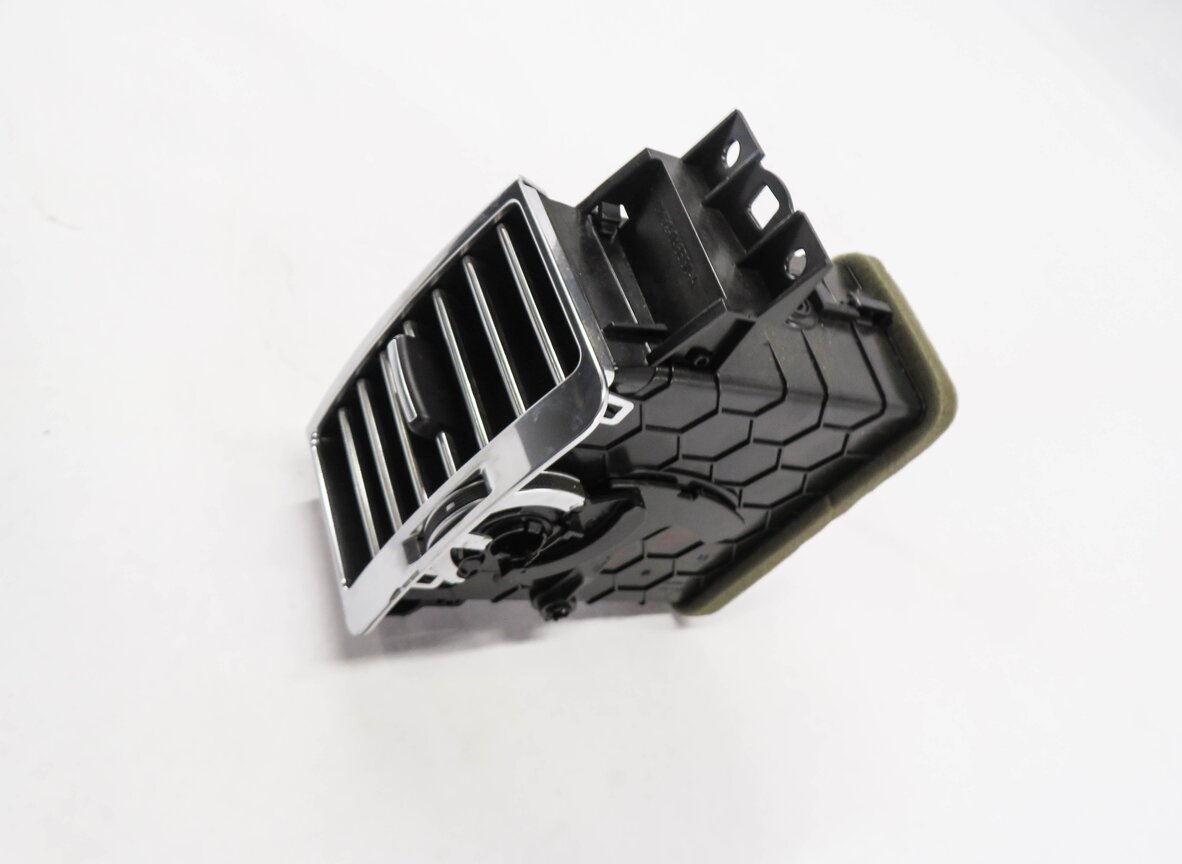 Thumbnail 4: 2013 RANGE ROVER (L405) RIGHT FRONT PASSENGER DASH HEATER A/C AIR VENT