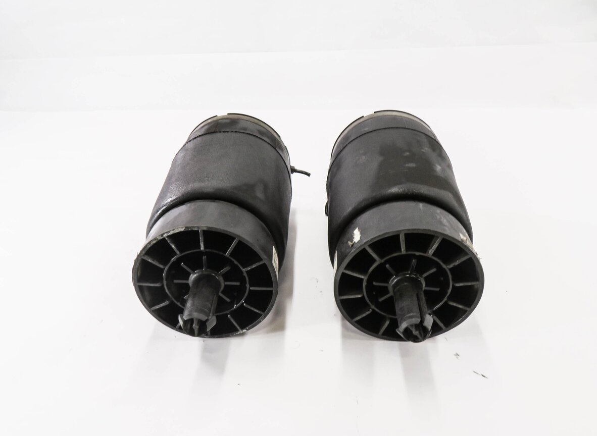 Thumbnail 2: 2013-2019 RANGE ROVER (L405) LEFT & RIGHT REAR AIR SUSPENSION AIR SPRING SET-2