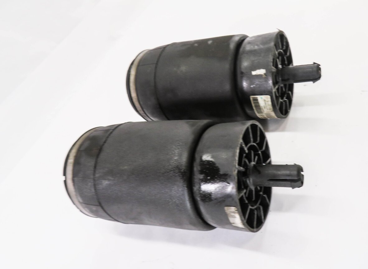 Thumbnail 3: 2013-2019 RANGE ROVER (L405) LEFT & RIGHT REAR AIR SUSPENSION AIR SPRING SET-2