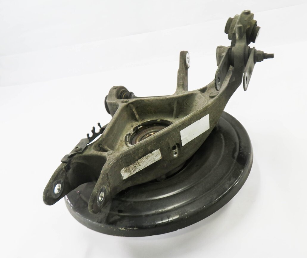 2013-2016 RANGE ROVER (L405) RIGHT PASSENGER REAR SPINDLE KNUCKLE WHEEL HUB