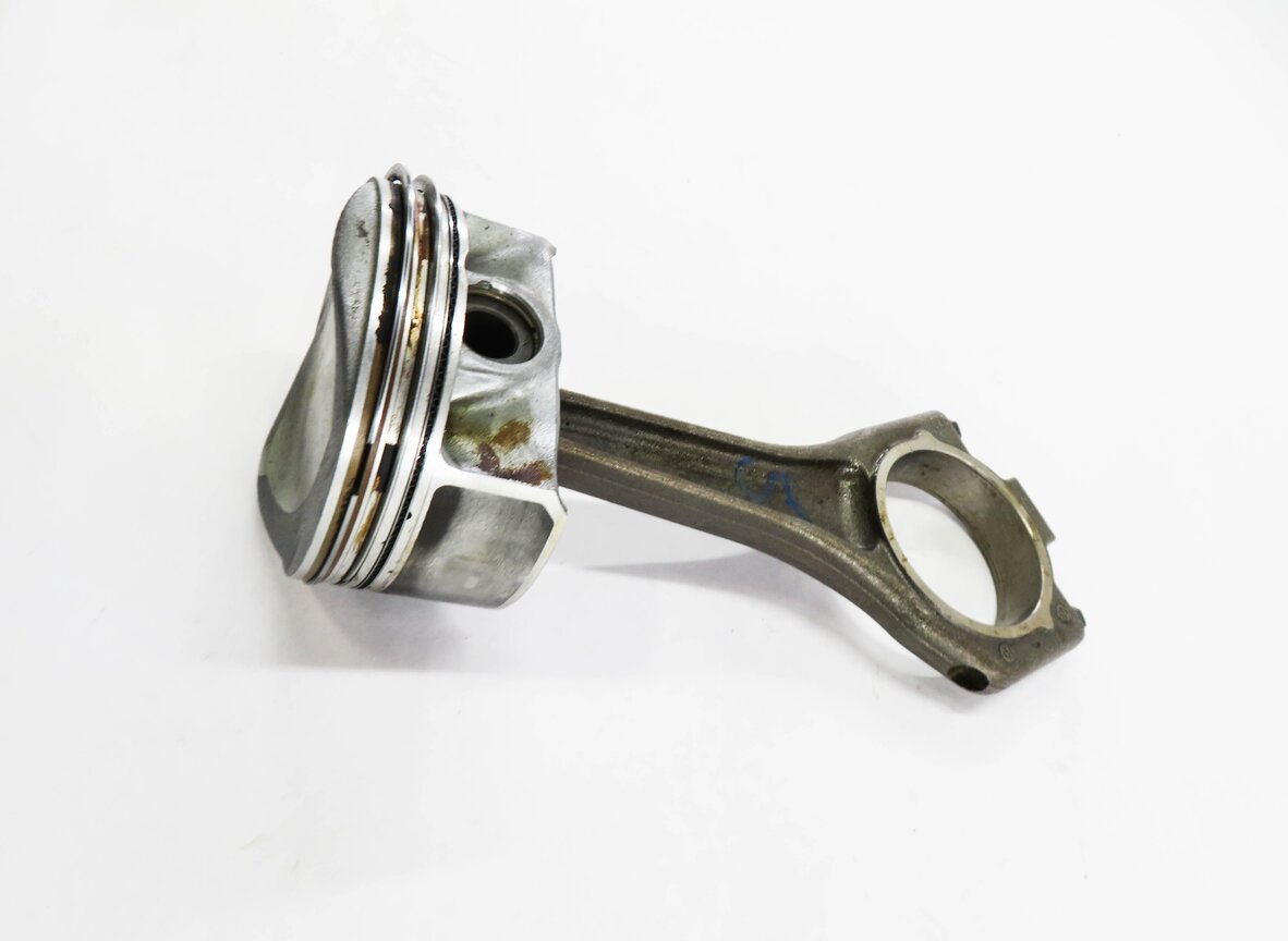 Thumbnail 4: 2013 RANGE ROVER (L405) 5.0L AJ133 V8 ENGINE - PISTON w/ CONNECTING ROD