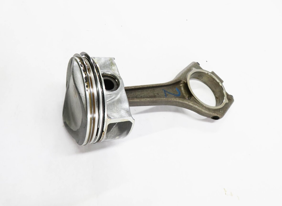 Thumbnail 5: 2013 RANGE ROVER (L405) 5.0L AJ133 V8 ENGINE - PISTON w/ CONNECTING ROD