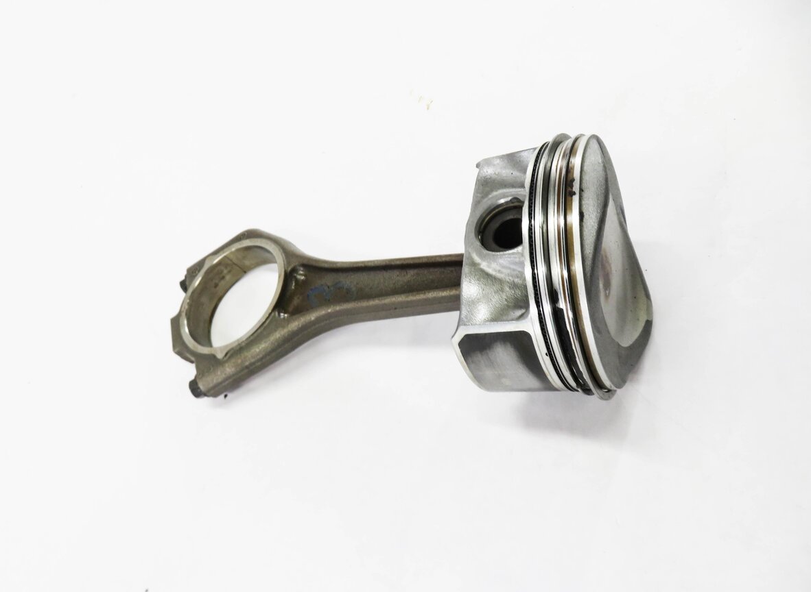Thumbnail 4: 2013 RANGE ROVER (L405) 5.0L AJ133 V8 ENGINE - PISTON w/ CONNECTING ROD