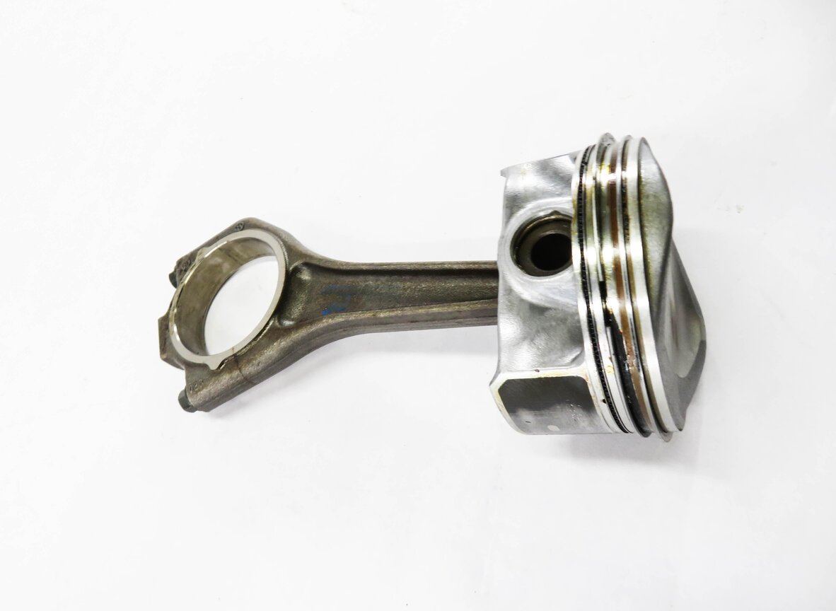 Thumbnail 4: 2013 RANGE ROVER (L405) 5.0L AJ133 V8 ENGINE - PISTON w/ CONNECTING ROD