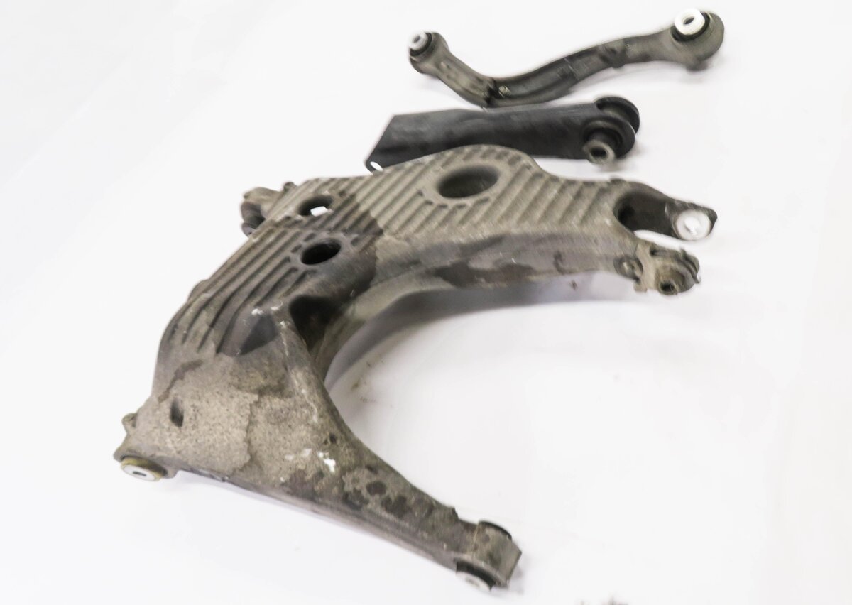 Thumbnail 3: 2013-2019 RANGE ROVER (L405) RIGHT PASSENGER REAR CONTROL ARM SET-3