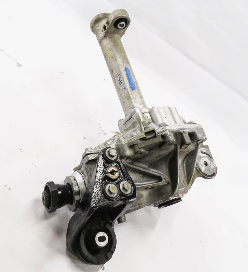 Thumbnail 2: 2013 RANGE ROVER (L405) FRONT DIFFERENTIAL GEAR CARRIER (3.55 RATIO)