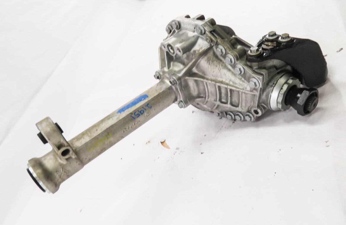 Thumbnail 3: 2013 RANGE ROVER (L405) FRONT DIFFERENTIAL GEAR CARRIER (3.55 RATIO)