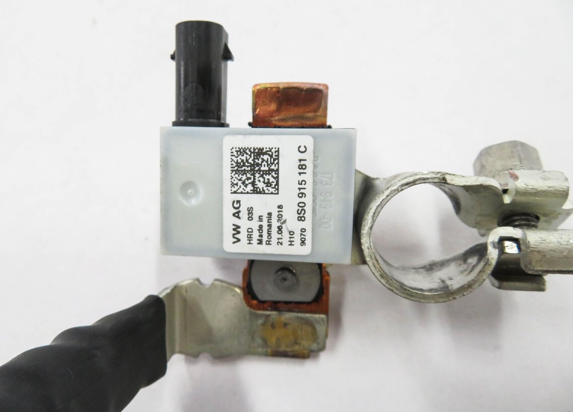 Thumbnail 7: 2018 AUDI A4 (B9 8W) NEGATIVE BATTERY CABLE