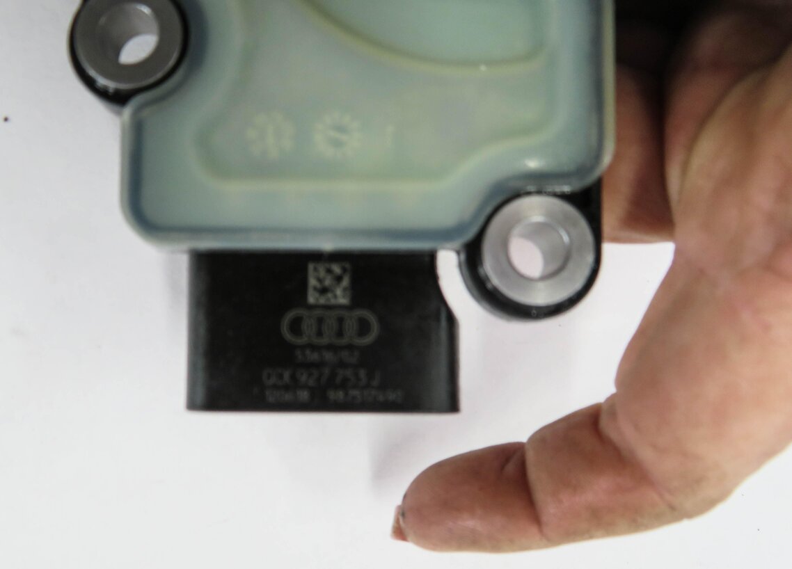 Thumbnail 8: 2018 AUDI A4 (B9 8W) DRIVE POSITION SENSOR